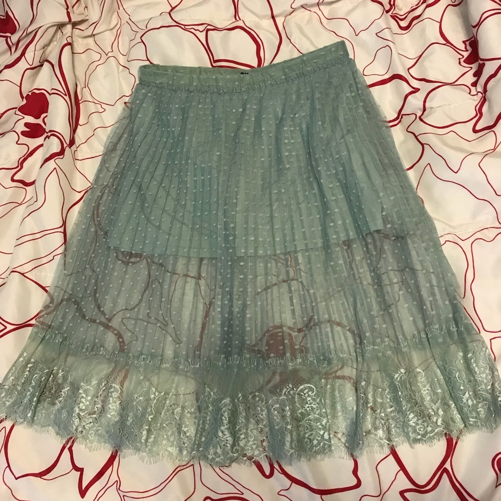 ❗️3/$12❗️ H&M Divided Green Tulle Lace Skirt